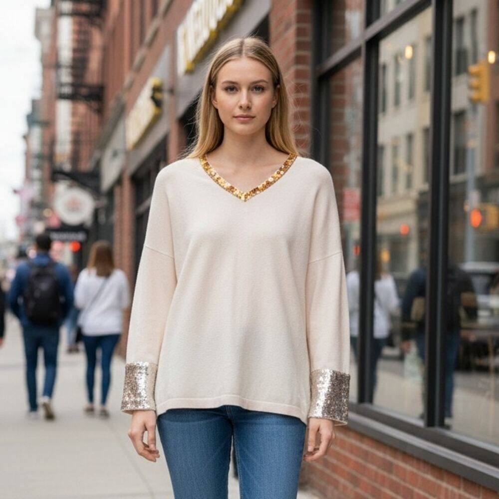 PEACE OF CLOTH Women's New White V-Neck Blouse with Gold Accents - Size: L WOW!